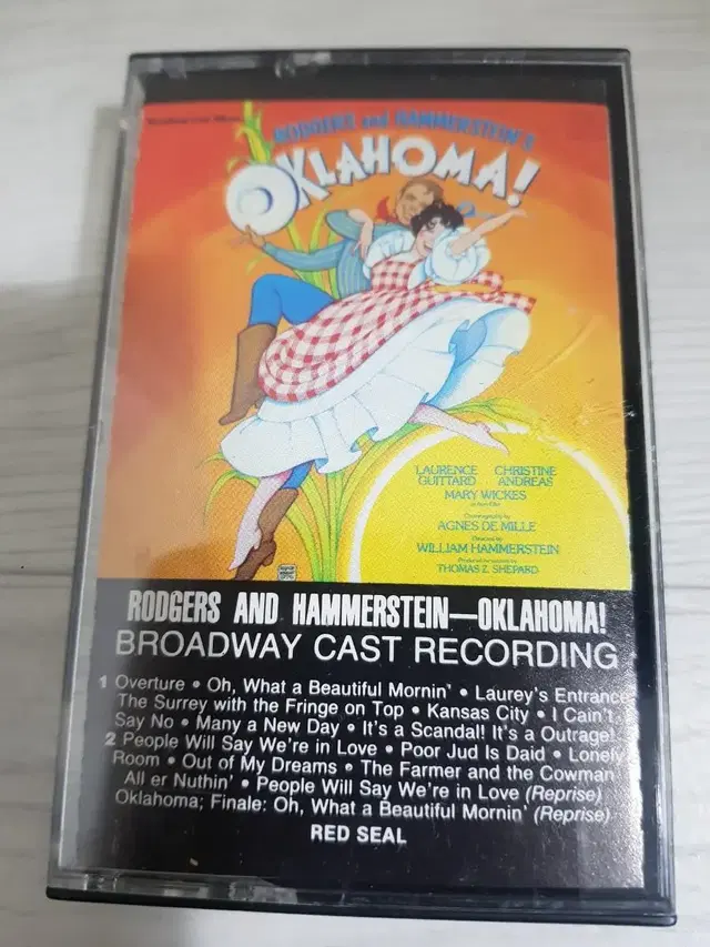 브로드웨이 뮤지컬음악 Oklahoma! 미국수입카세트테잎 수입테이프