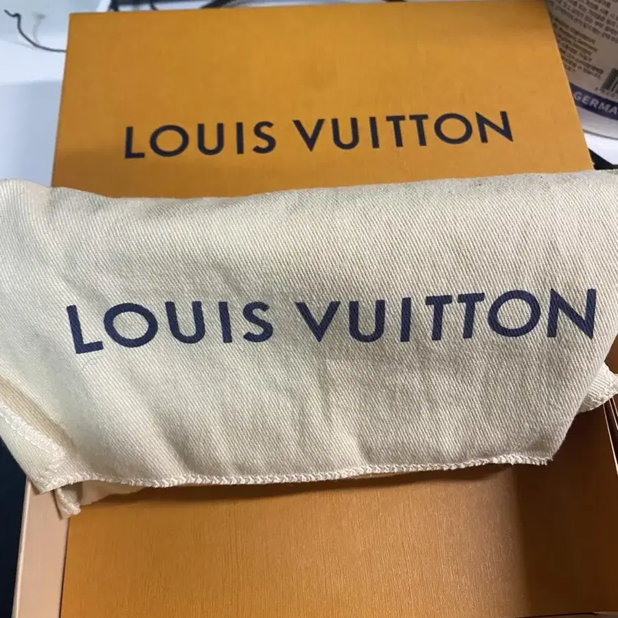 루이비통 반지갑(LOUIS VUITTON)M64587