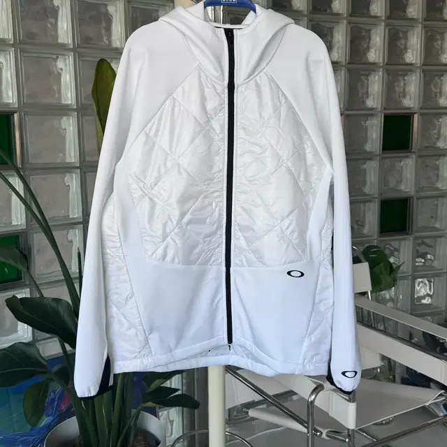 배리어블 자켓 variable wb jacket