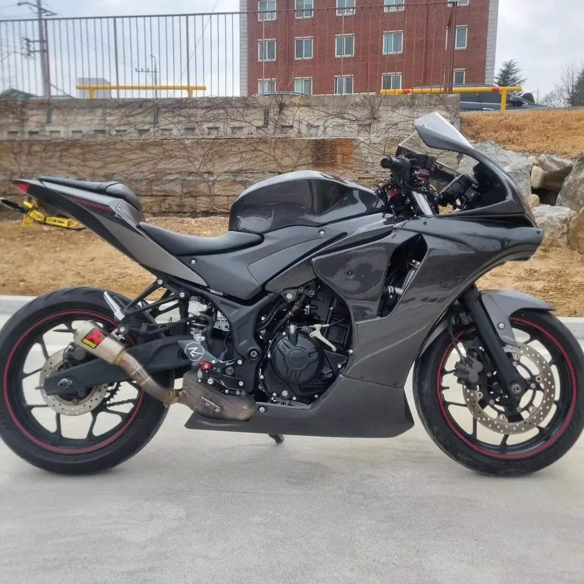 야마하 yzf-r3