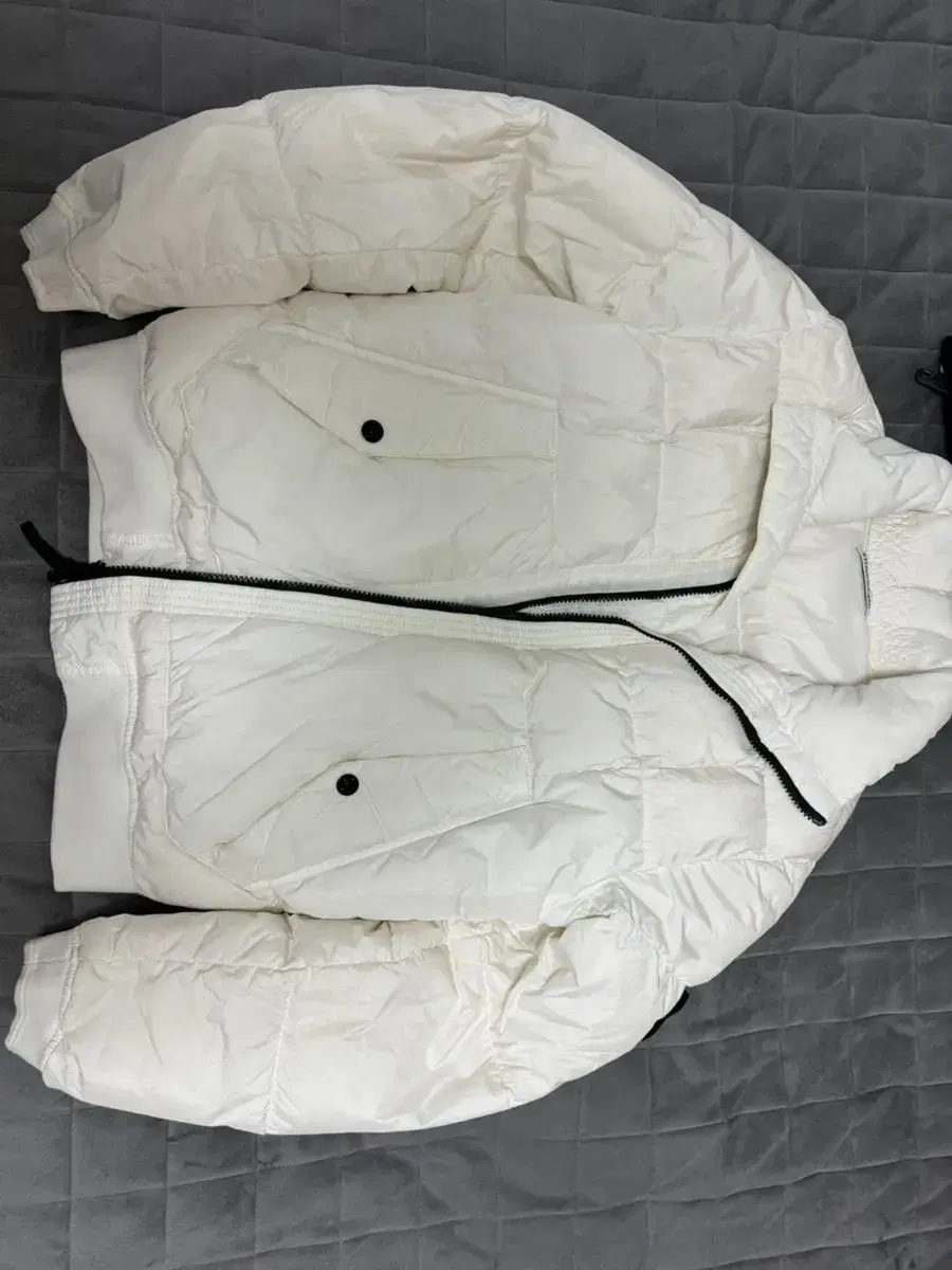 18F/W Stone Island Clingclasp Padded S Size White Last Drop