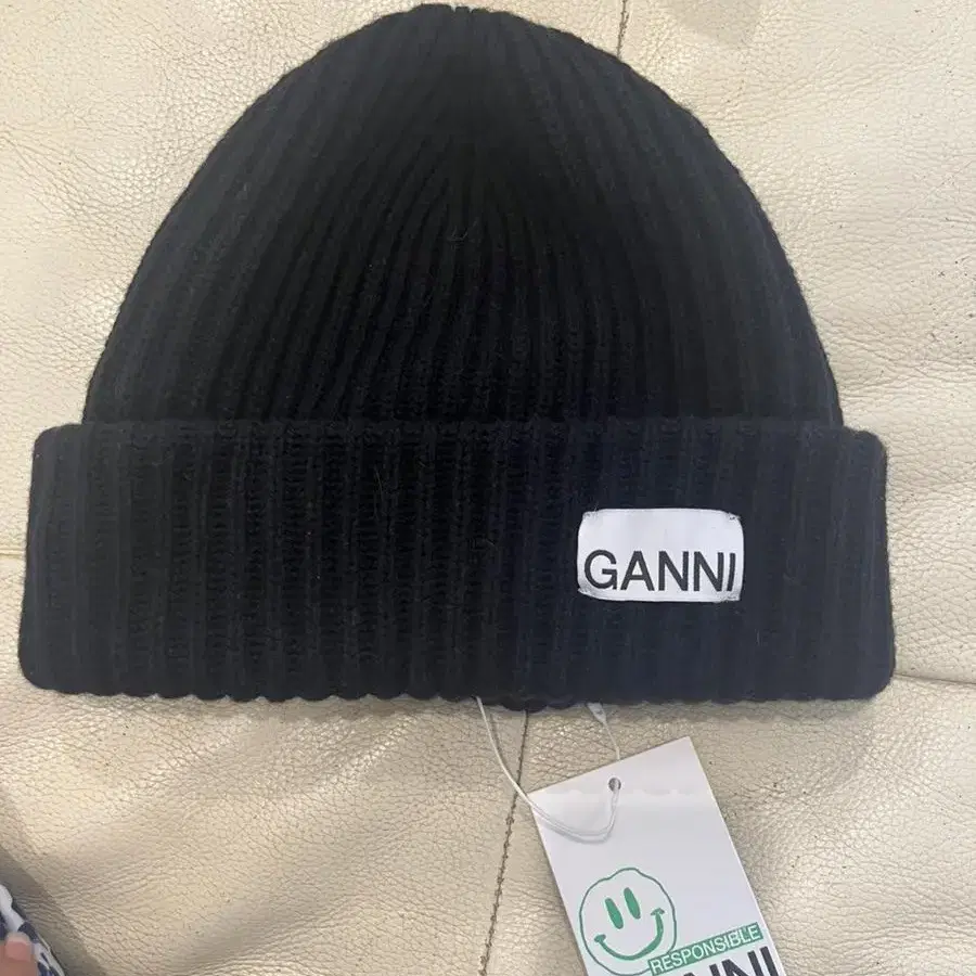 GANNI 모자