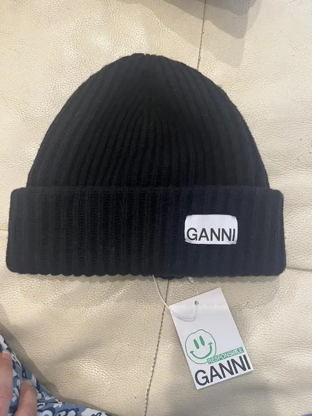 GANNI 모자