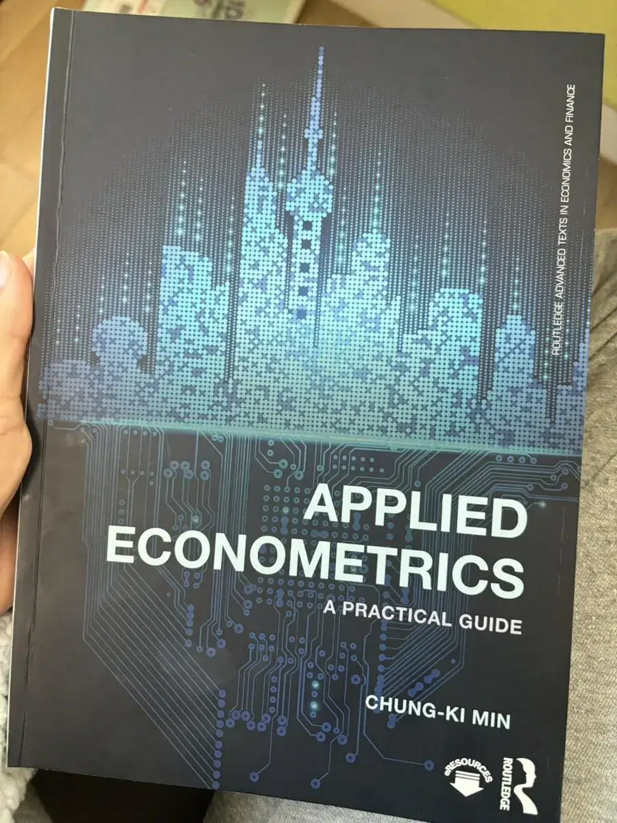 applied econometrics 김충기