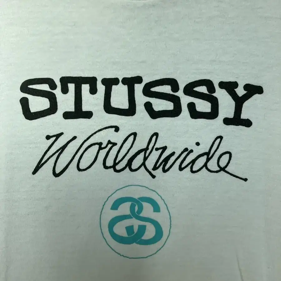 가격인하) stussy 스투시 티셔츠 정품 반팔티 한정판