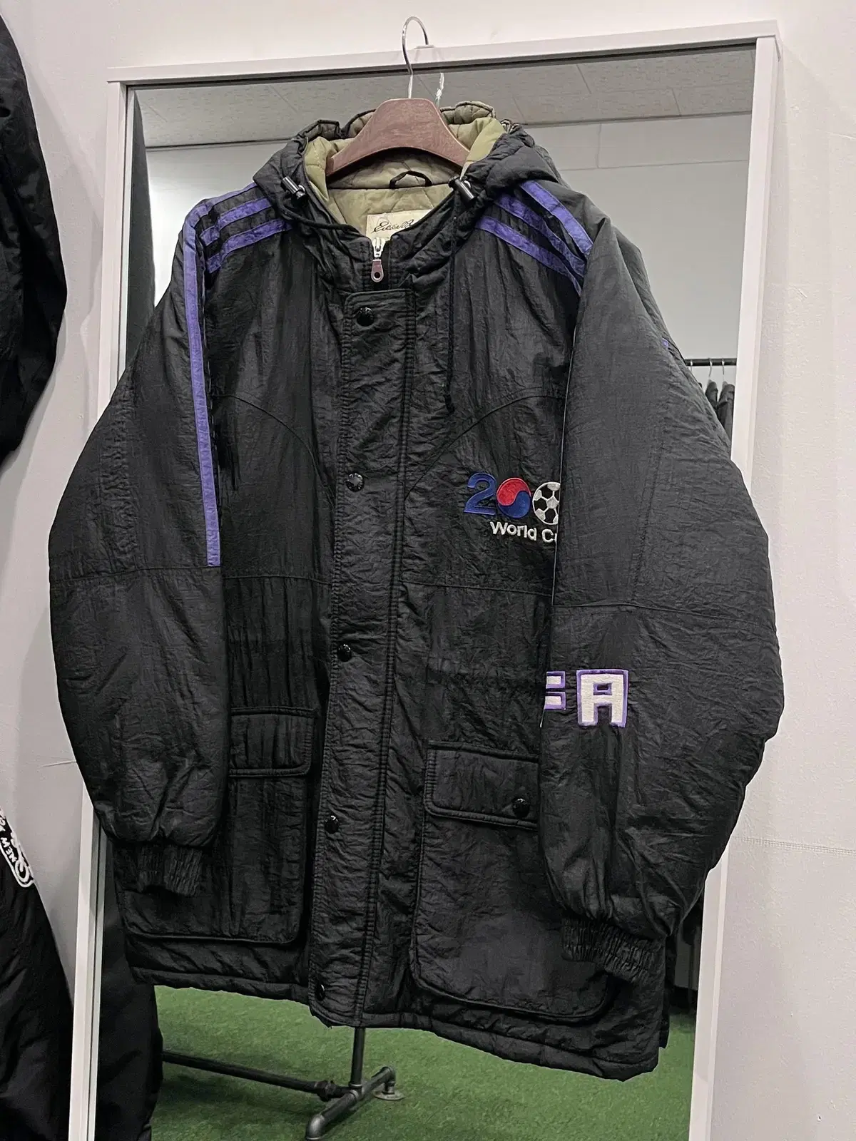 00s Eddie Bauer Eddie Bauer World Cup Hooded Bench Parka