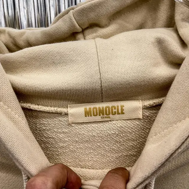 MONOCLE 올드스쿨 후드티 (국내 2XL) J653