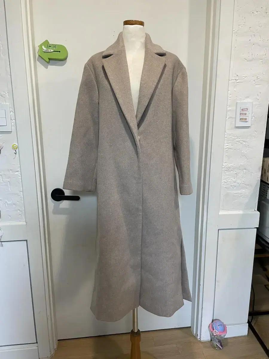 Valencia Valencia Long Coat