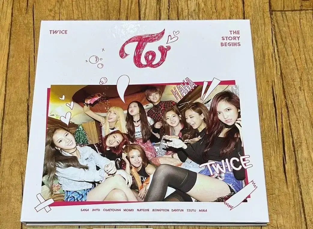 Twice debut album the story begins woo!ah! unsealed album