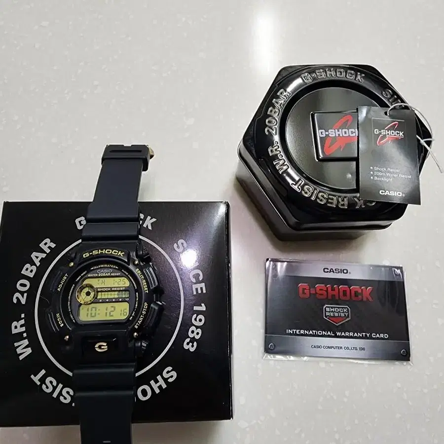 지샥 G-shock DW-9052GBX-1A9(골드)