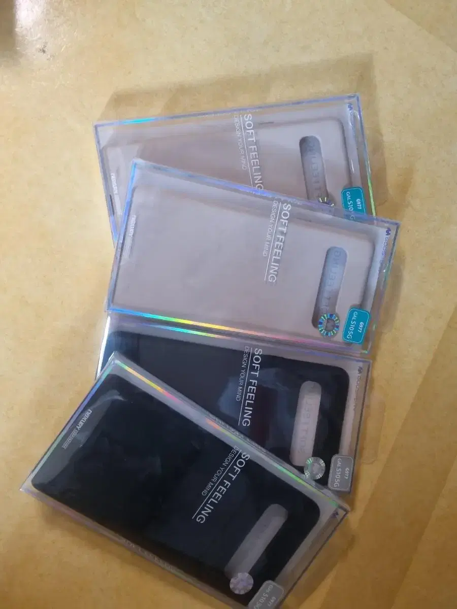 4 free/unsealed/new/galaxy s10 phone cases