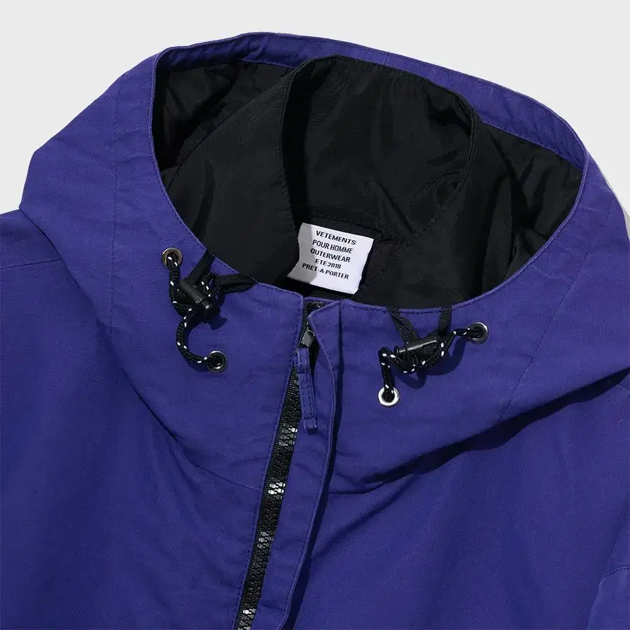 VETEMENTS JACKET