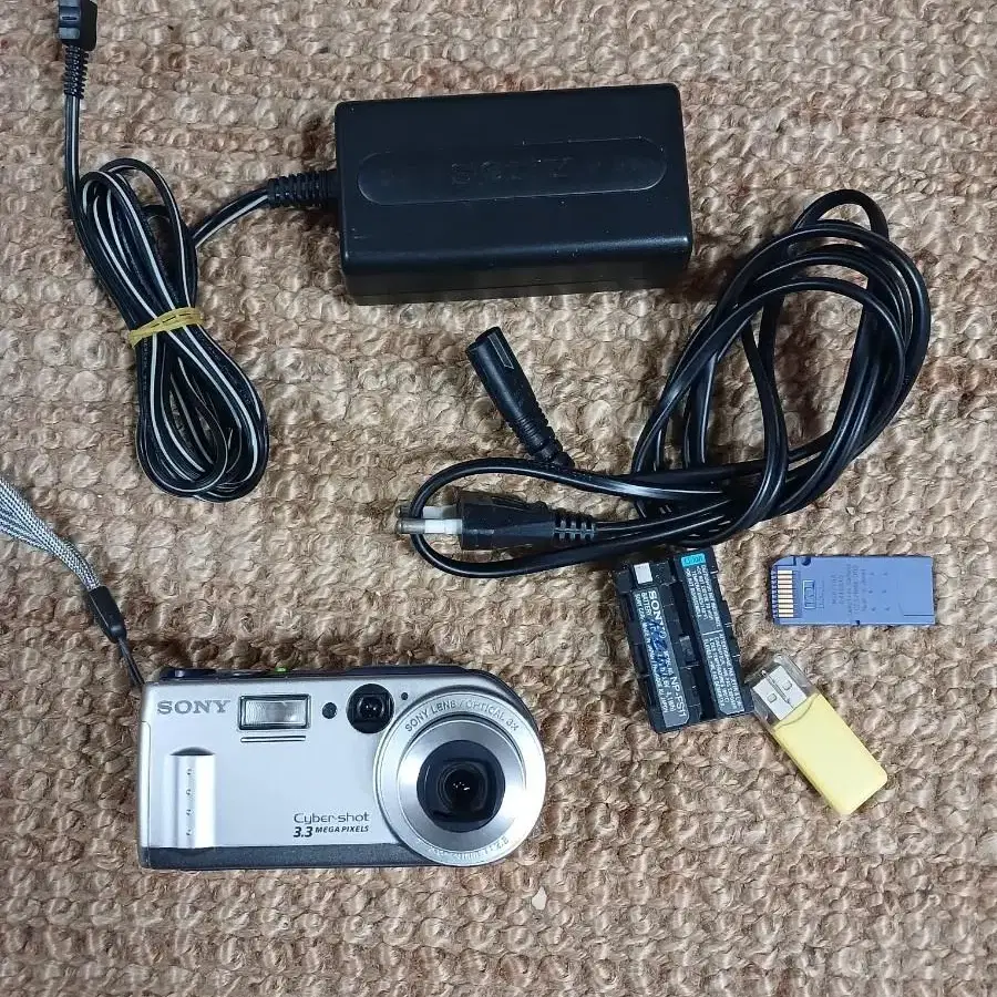 SONY DSC P1 디지털카메라