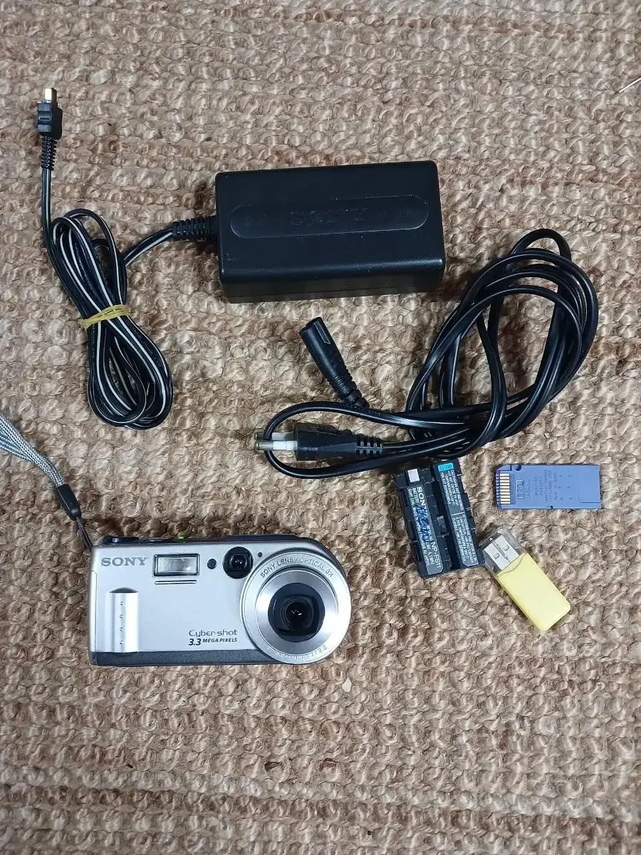 SONY DSC P1 디지털카메라