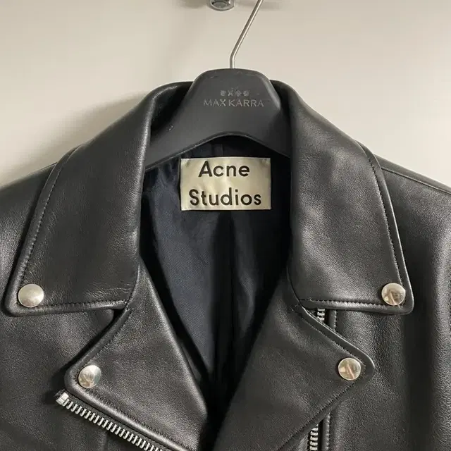 Acne Studio 아크네스튜디오 레더 자켓 mock