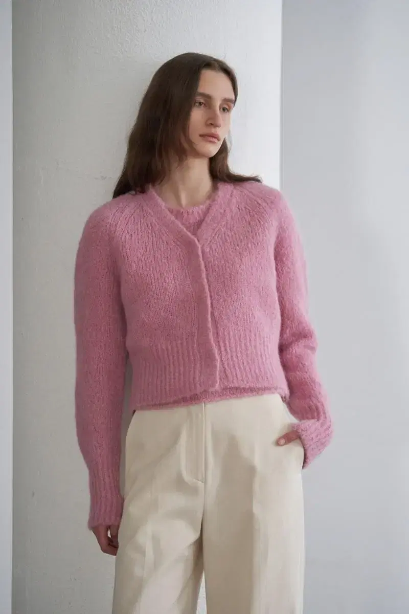 h8 에이치에이트CULT ALPACA CARDIGAN TAFFY PINK