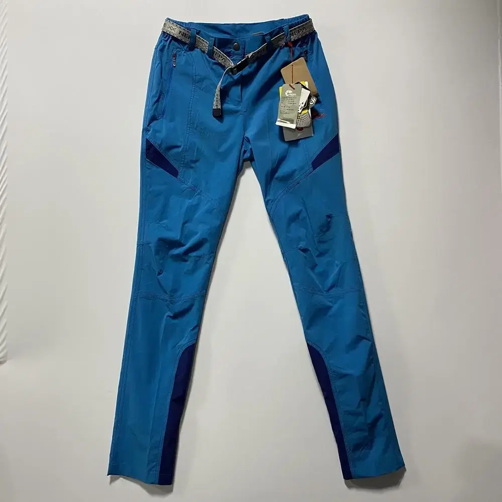 (New, unused) Nepa Mountain Fresco Pants 72 24012605