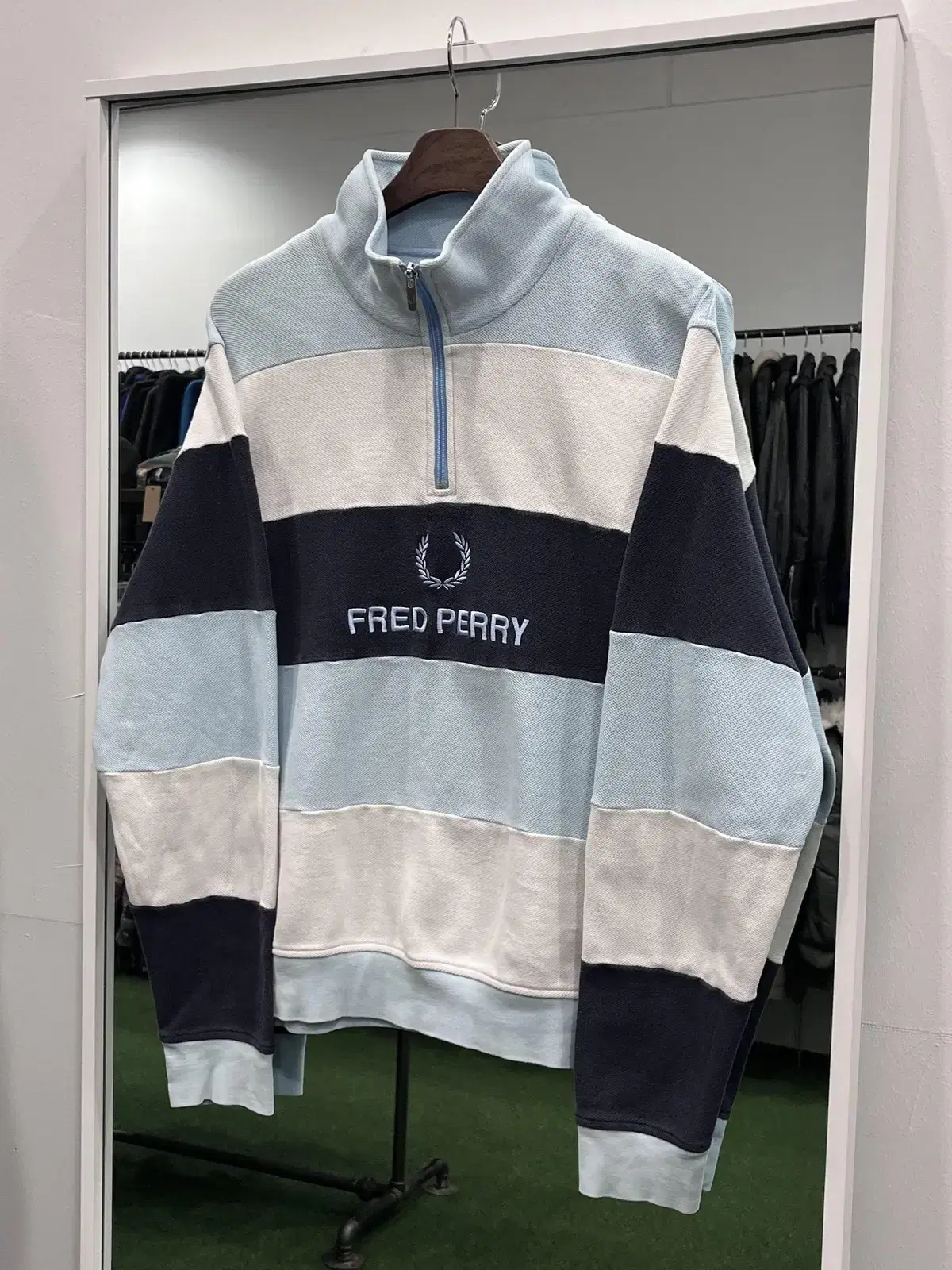 Fred Perry 프레드페리 하프넥 스웻셔츠