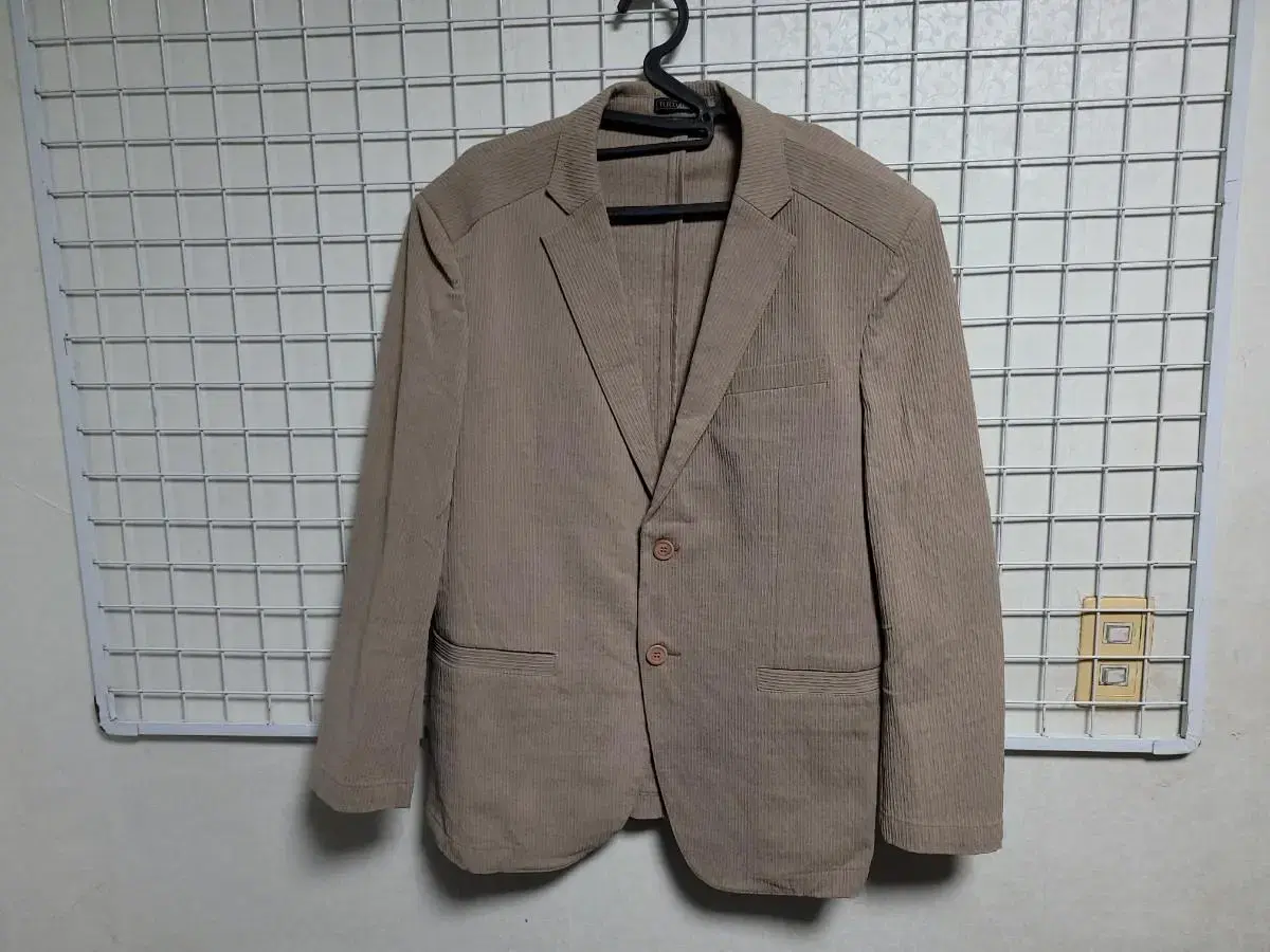 Red Ox Suit Jacket(M)105