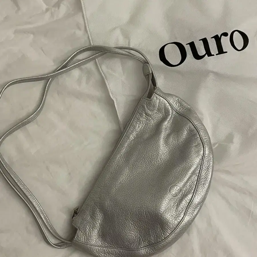 OURO TAMBOURINE SILVER