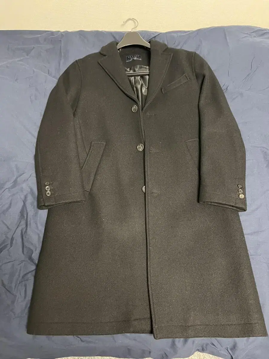 Bislow wool single coat black size 100