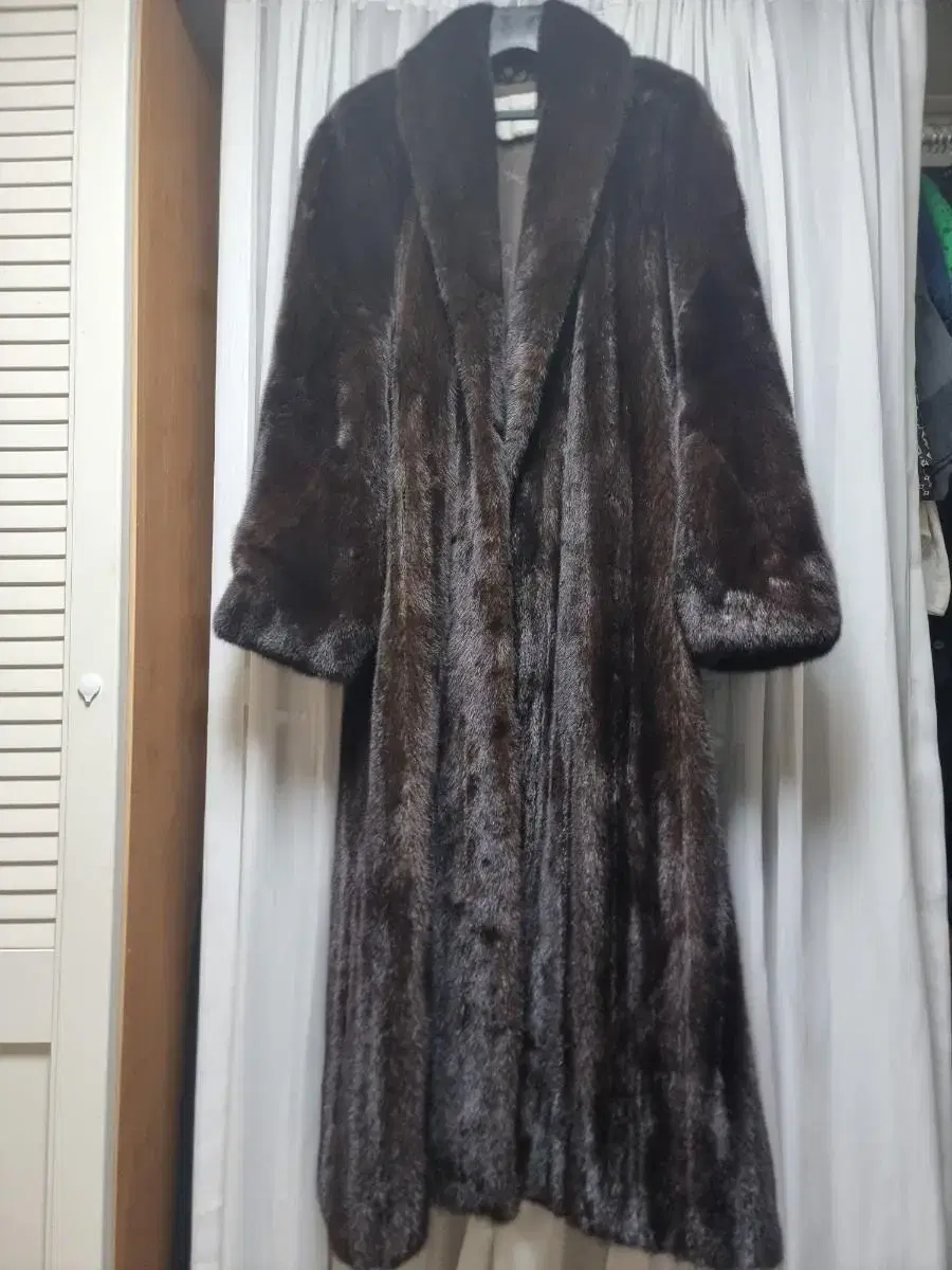 O'Shea Long Mink Coat Tong Mink Chancellor125