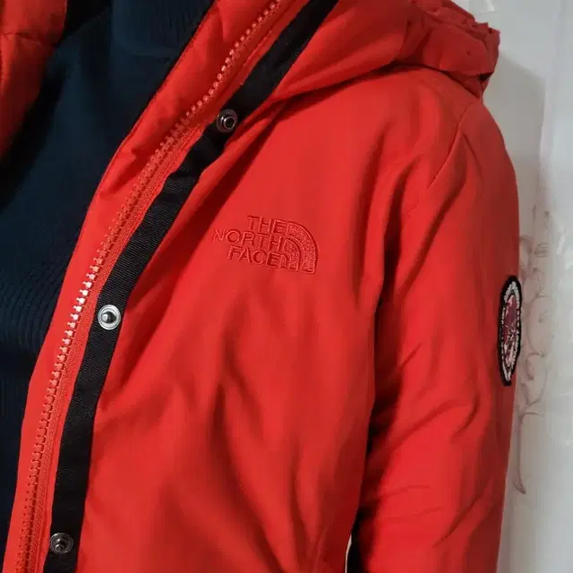 거의 새수준 정품 THE NORTH FACE 거위솜 패딩 ---85사이즈