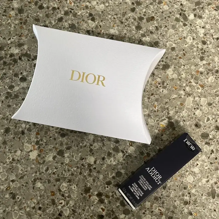 택포 새상품) 디올 어딕트립스틱 dior8 / 지수립스틱