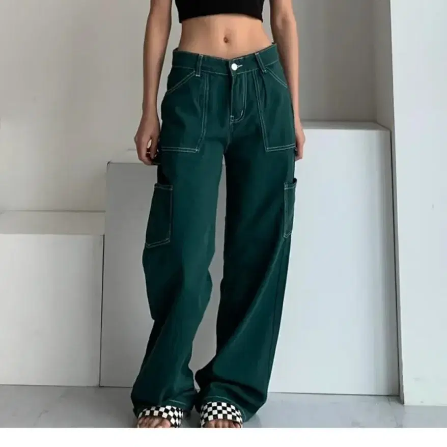 H&M 초록 스티치 바지 그린 프라이빗룩북아쿠비클럽이너뮤트블랙업