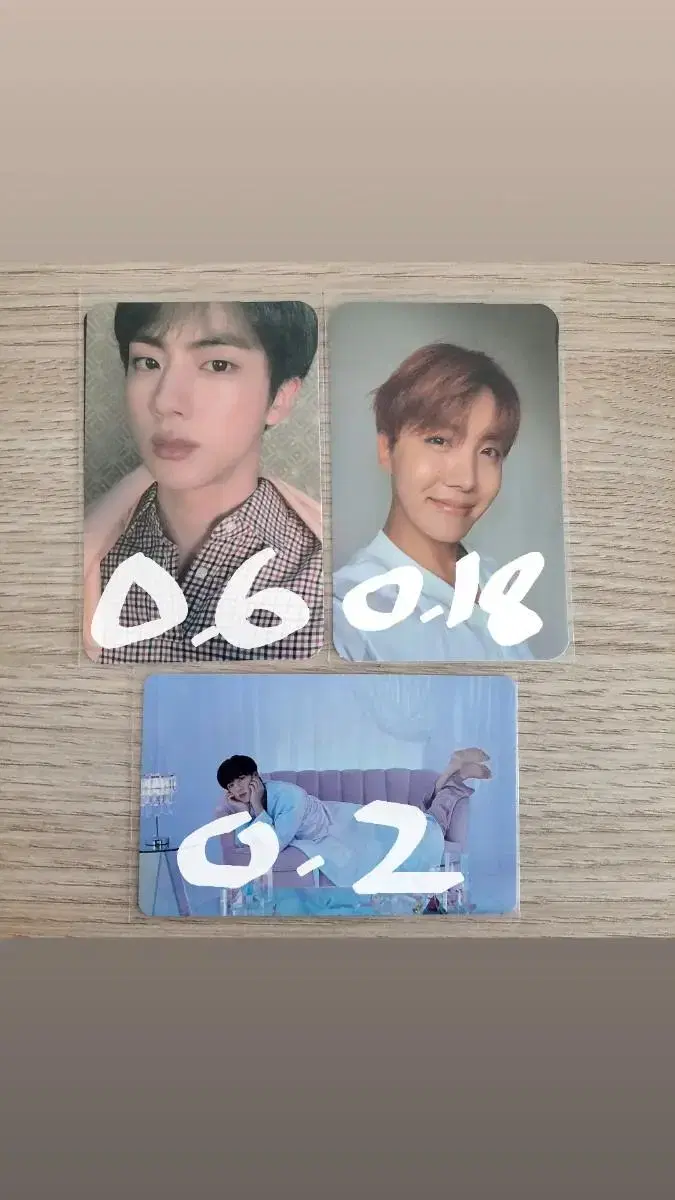 bangtan photocards that are increasingly discounting and giving away