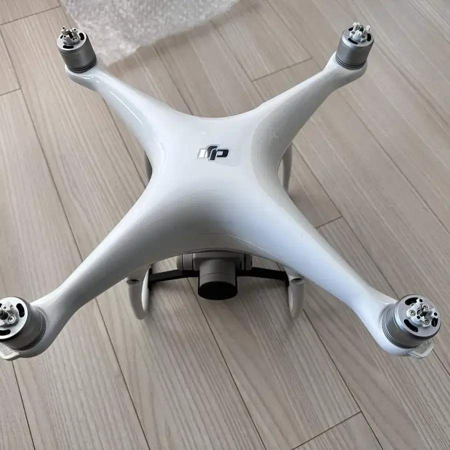 DJI 팬텀 4