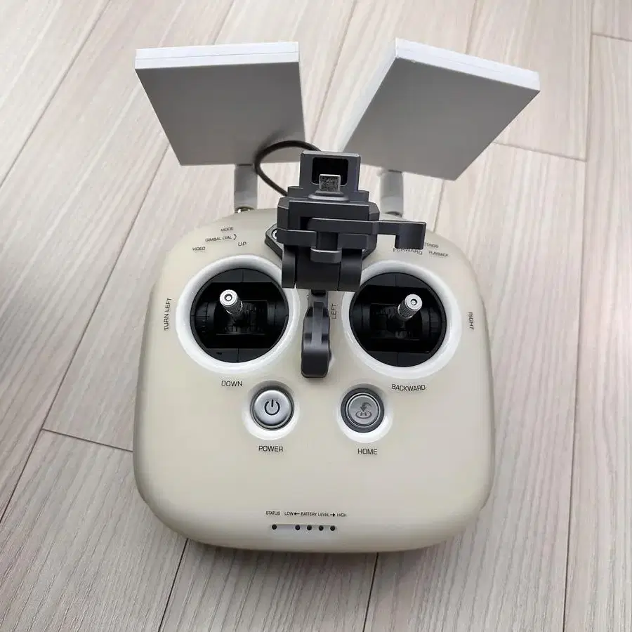 DJI 팬텀 4