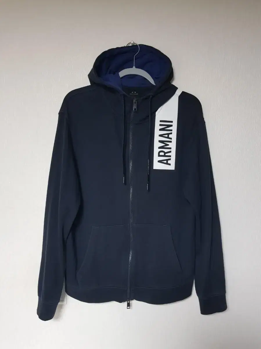 Armani men's training hoodie100% zip-up