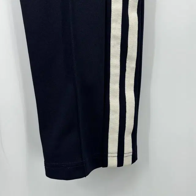 ELLESSE 엘레쎄 트레이닝 바지 팬츠 (90 size / NAVY)