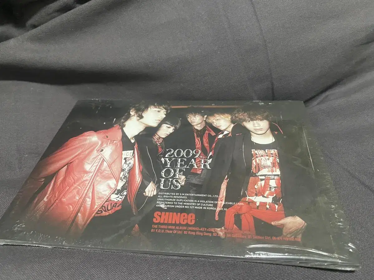 Shinee Lingdingdong album (unsealed)