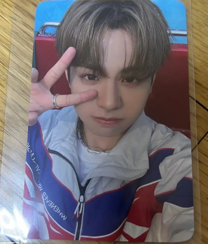 evnne seasons greetings offline unreleased photocard keita