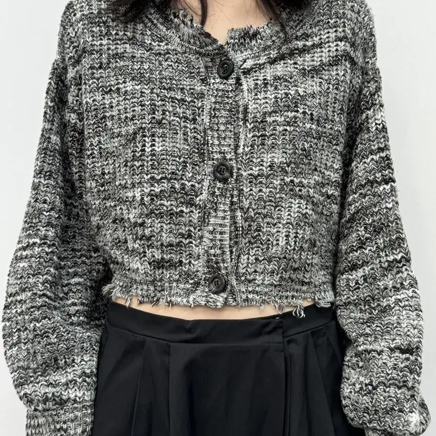 damage crop knit cardigan