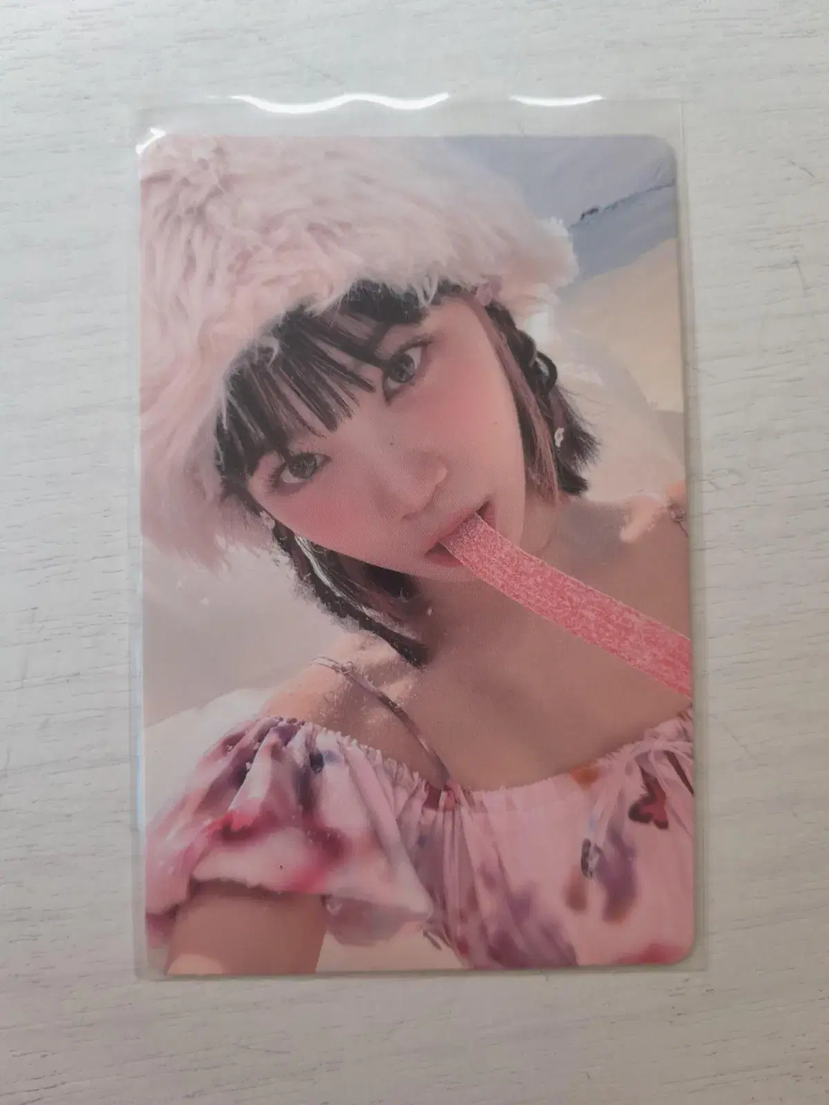 Le sserafim antifragile kim chaewon photocard