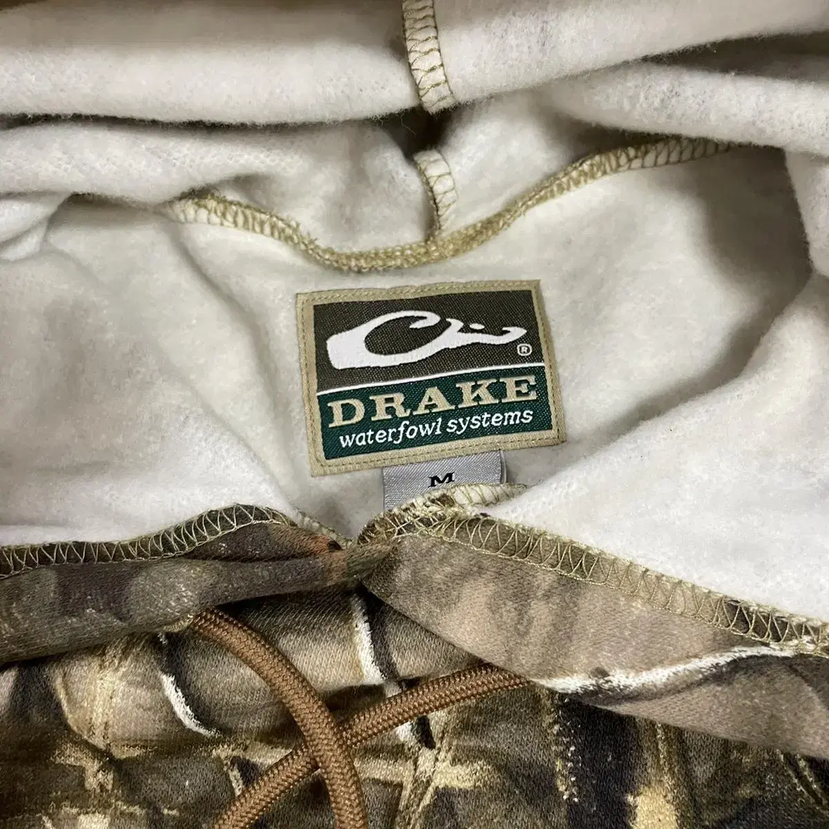 drake waterfowl