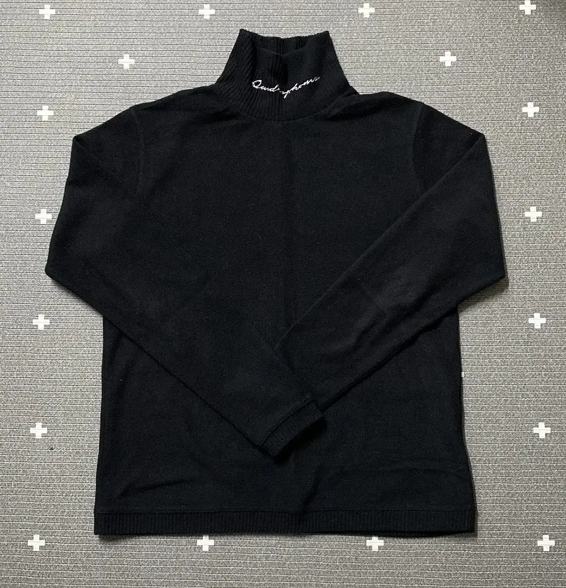 DERROHE Neck pola knit black L