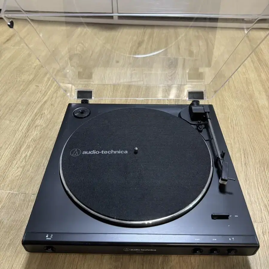 오디오테크니카 턴테이블 AT-LP60X 모델 판매합니다!