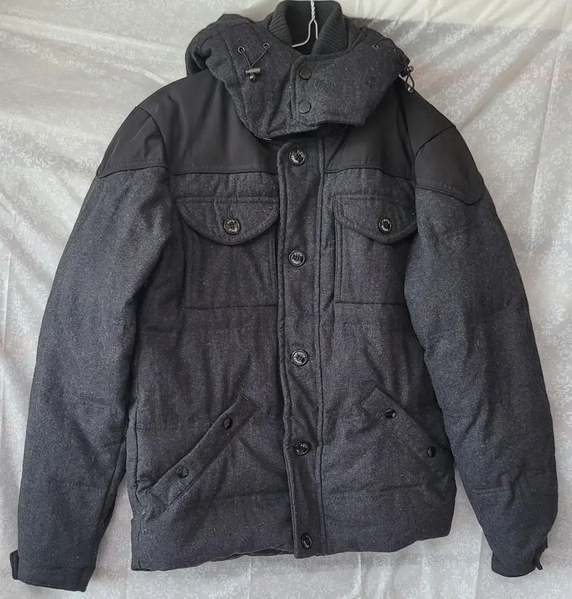 @ Gray down jacket size 95 @