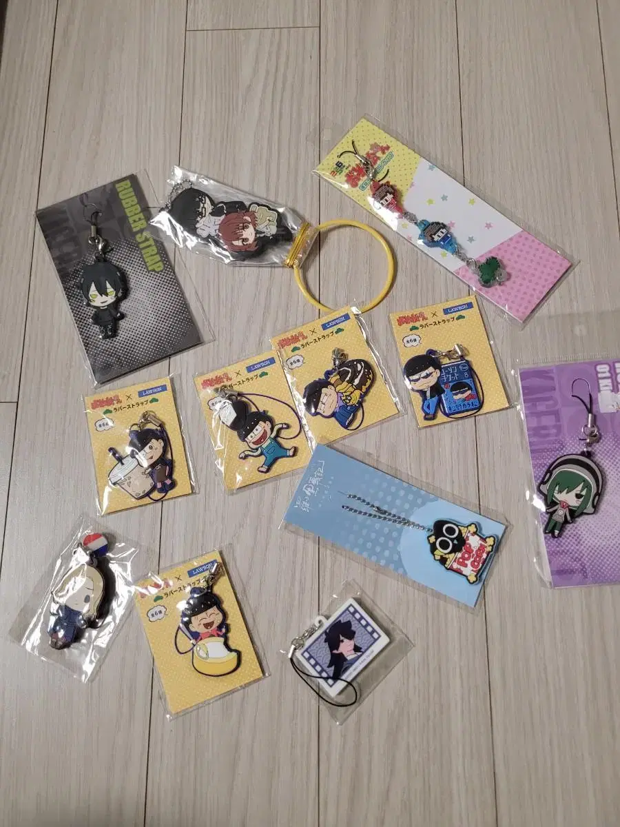 Japan Lawson Collaboration Set Bishoujo Goods keyring Total 12 Keychains