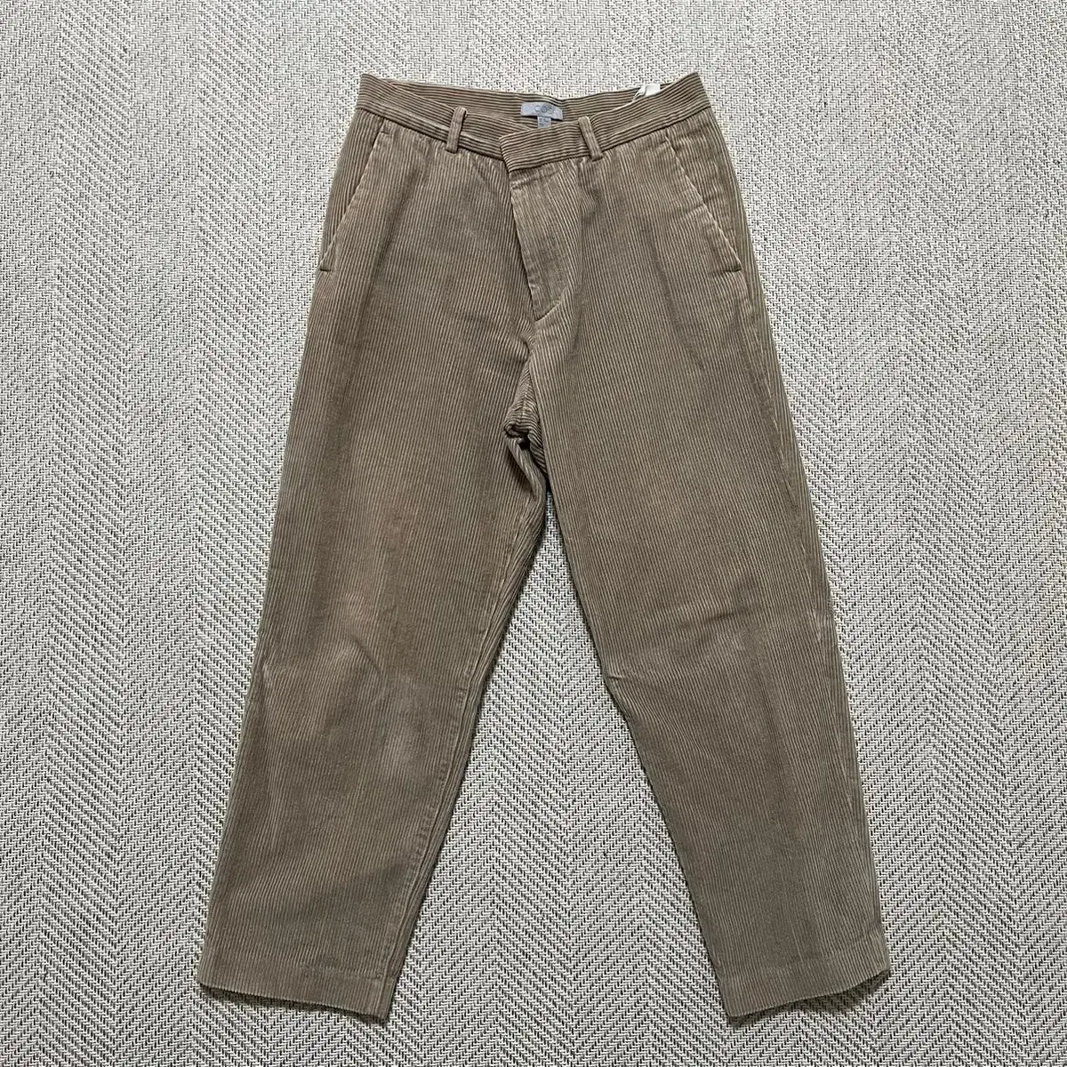 COS 코스 CORDUROY PANTS 코듀로이 팬츠