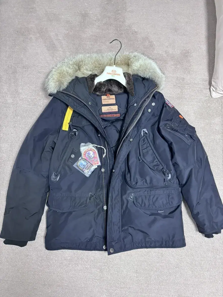 Parajumpers Kodiak Black size L (like new)