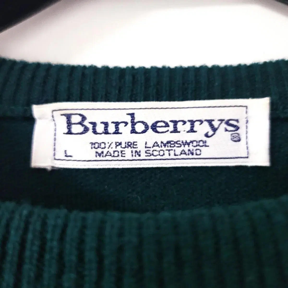 버버리 Burberry 아카이브 월계수 크레스트 라운드넥 니트