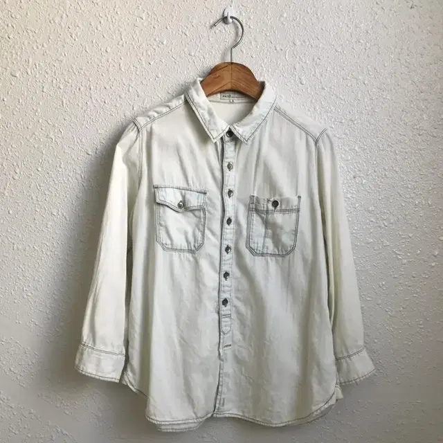 Earth music&ecology denim shirts(S)