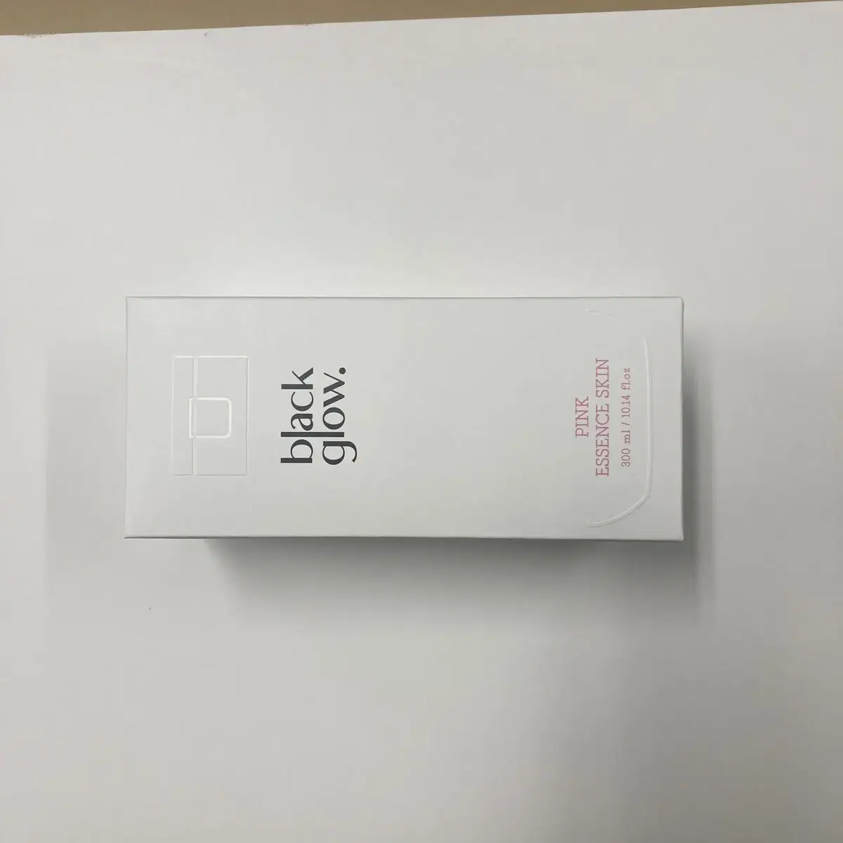 블랙글로우 핑크 에센스 스킨 300ml 미개봉