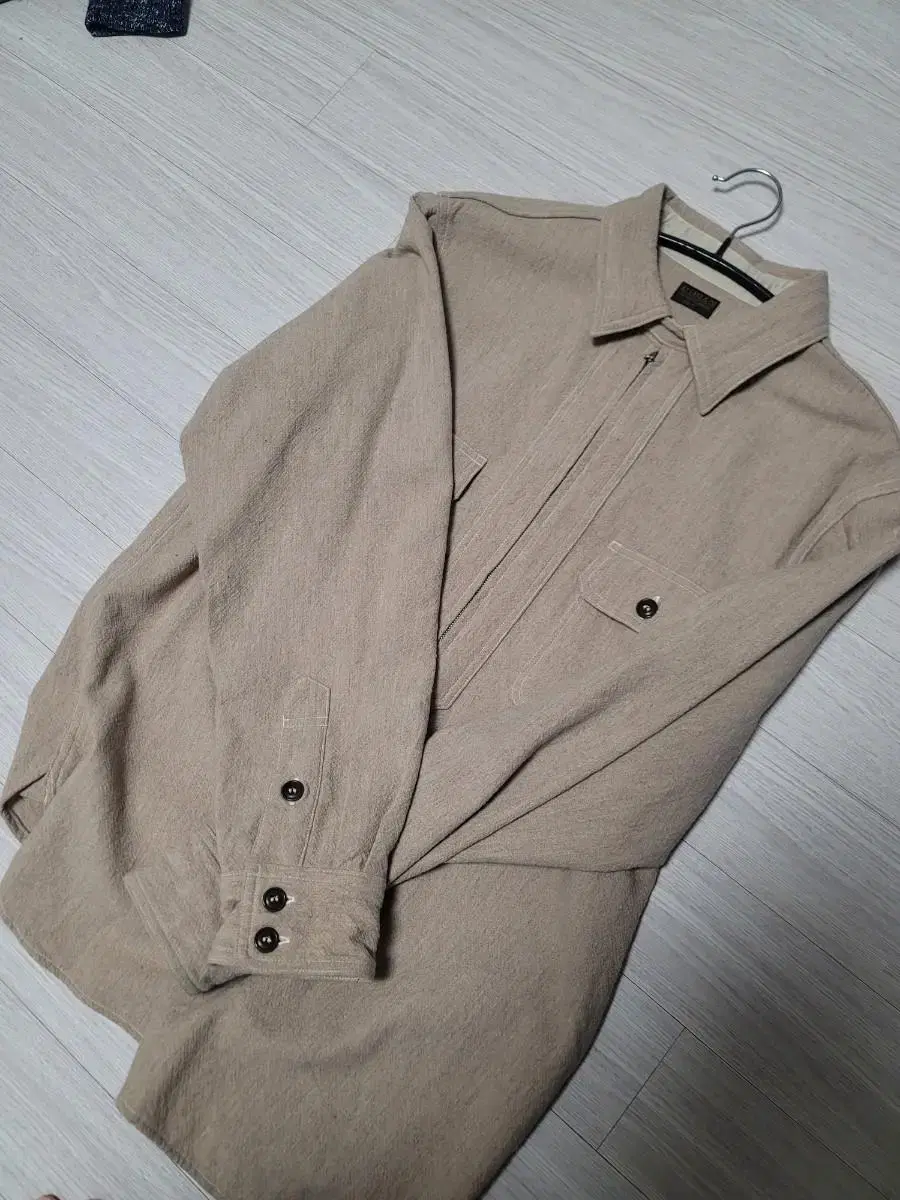 Erako Zip-up Shirt 15 Beige