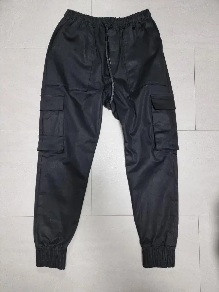 [3] Mignonneff Jogger Pants